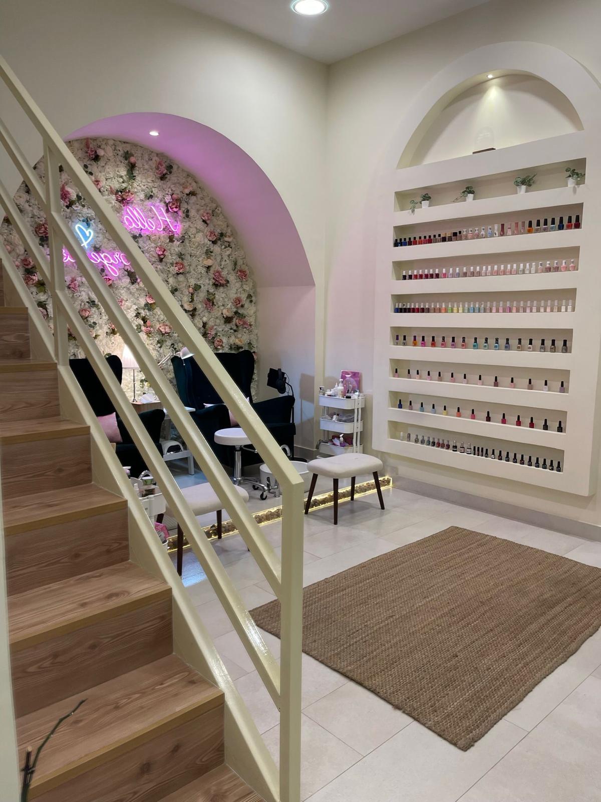 ✨ For Sale – Ladies Salon in Muharraq ✨